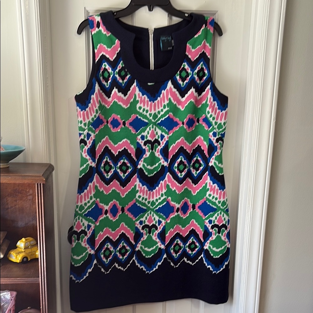 Gabby Skye Blue and Green Sheath Mini Dress Sleeveless Scoop Neck